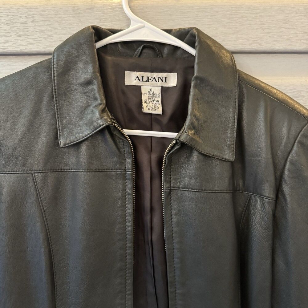 Alfani Black Lamb Leather Jacket Women’s Size 8 Zip Front Long Sleeve Coat - Picture 4 of 8